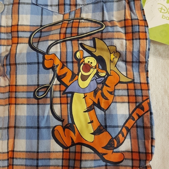 Disney baby boys 12 months short set - Picture 3 of 5